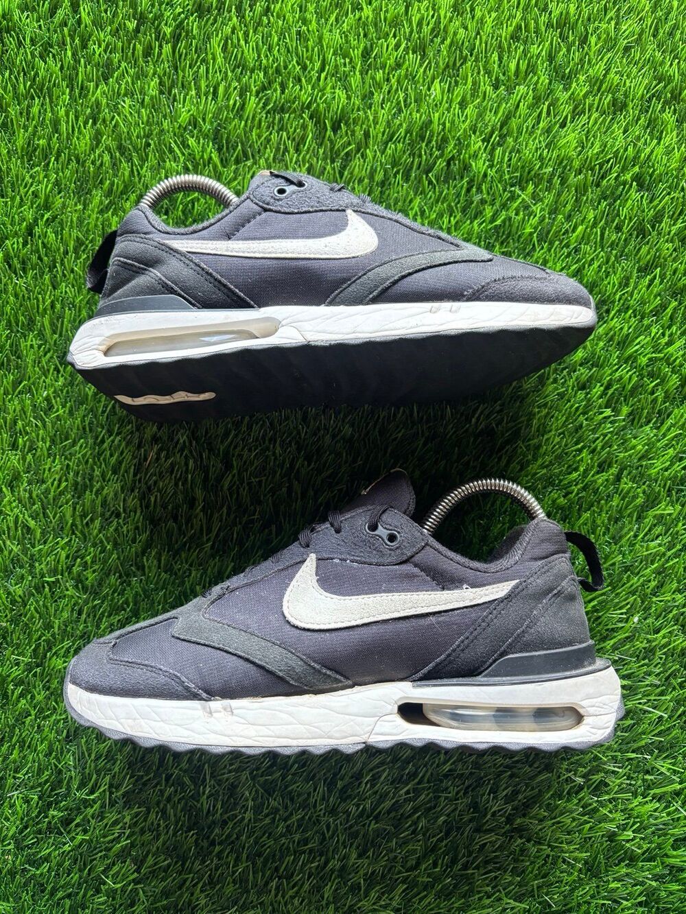 Nike Air Max Dawn sneakers sz 8